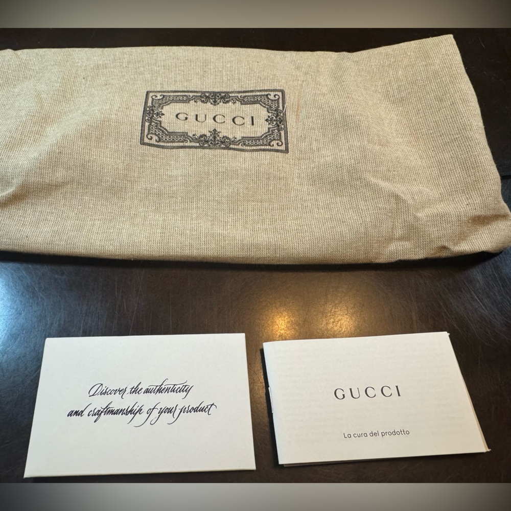 New Authentic Gucci Blondie GG Logo Ivory Shoulder Bag - Picture 14 of 14